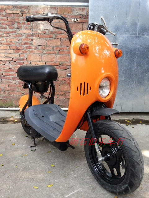 铃木蛋蛋 40cc 新概念车型 迷你款 脚启动 碣石伯乐车行