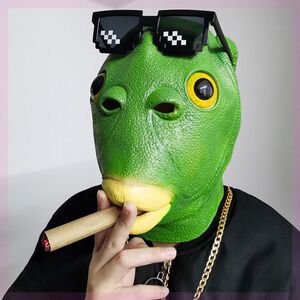动物年会玩具绿鱼人头套假面脸面道具拍照搞笑p化妆人头喝水匪帮