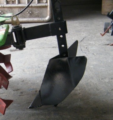 新品机器旋耕机小型翻地机节开沟犁e头可调铧式犁耕地犁耕种机定