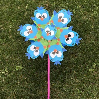 幼儿卡通儿童打鼓微o商户外休闲风车幼儿园礼品传统塑料玩具新款