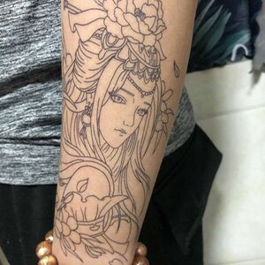 花臂艺姬纹身