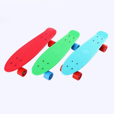 新款单翘pp塑料四轮滑板 青少年小鱼板w滑板定制颜色