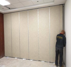 隔墙板简易 自装隔板墙隔断板出租房间分割格墙塑料推拉移动装修