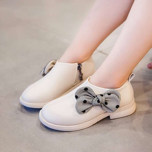 女童公主鞋2019新款洋气韩版春秋小女孩单鞋软底黑色皮鞋儿童短靴