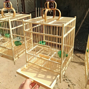 鸟杆用品鸟笼小号四方防风实用单只鸟儿放飞玉鸟光滑鸟房子挂墙