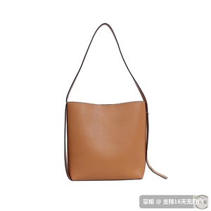 宽肩带水桶包包女2018新款