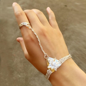 高端诛仙青云志赵丽颖碧瑶同款手链戒子一体伤心花连指手镯cos古