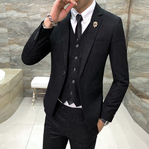 黑色宫廷礼服男