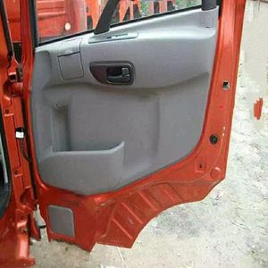 多利农庄卡优惠_东风多利卡驾驶室_东风11型内燃机车驾驶