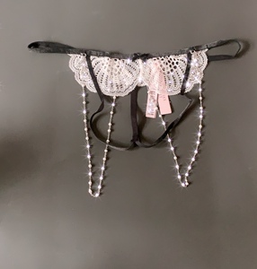 带珍珠的内裤