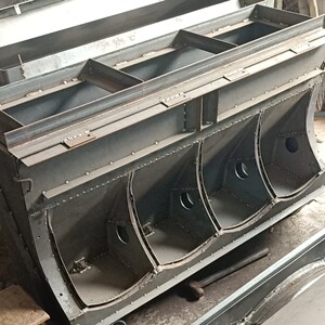 包邮大四孔猪食槽模具育肥大四孔模具水泥模具加厚模具