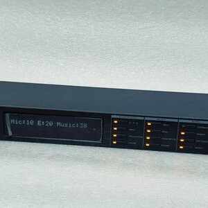 爱威k880数字家用ktv防啸叫前级效果器混响音频处理器八成新包邮