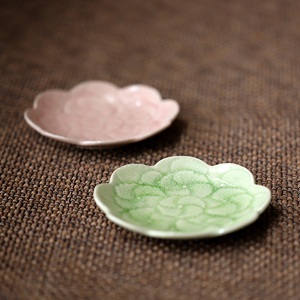 日本进口绣球花小碟子日式调味碟粉绿花卉玻璃釉陶瓷餐具甜品碟