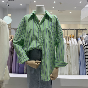 杜町2022早春新款韩版小心机镂空露肩设计感撞色条纹衬衫上衣女潮