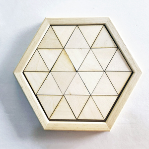 原木色三角马赛克木片拼图底托创意简约现代摆件六边形相框托盘