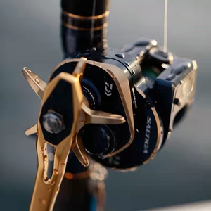 达瓦daiwa日本进口saltiga ic深海数显鼓轮慢摇铁板轮海钓渔线轮