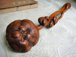 黄杨木细微线雕灵芝如意手把件木雕件 珍藏品黄杨木如意摆件a038