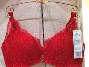 欧迪芬OB8506 新款女士红色蕾丝性感聚拢胸罩无钢圈水袋文胸