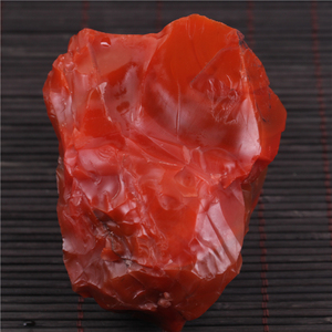 保山南红玛瑙 天然原矿柿子红毛料原石 小摆件手把件雕刻料540克