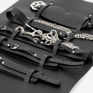 情趣玩具收纳套装皮革sm道具牵引项圈手铐眼罩小皮鞭拍子成人用品