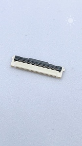 51569-03201 FPC0.5mm 32P 翻盖1.5h带卡扣定位柱排线连接器 ACES