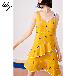Lily2019春新款女装年轻商务撞色织带荷叶边黄色吊带连衣
