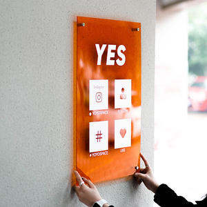 创意亚克力服装店招牌工作室logo牌匾定制公司名称悬挂门牌展示牌