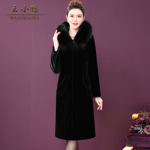 王小鸭羊剪绒皮草大衣2023冬季保暖黑色外套女新款大狐狸毛领时尚