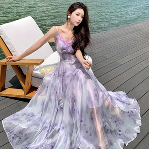 紫色立体花朵吊带连衣裙女夏性感纯欲V领大摆仙女裙海边度假长裙
