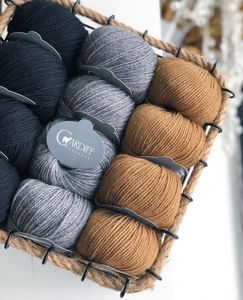 cardiff  classic 织觉  意大利羊绒线  中细羊绒112米/25克 半两