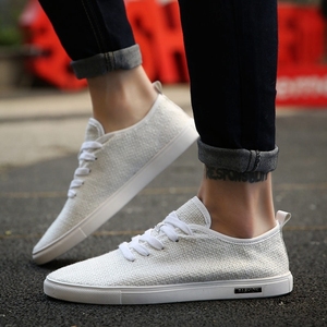 帆布鞋搭配牛仔裤