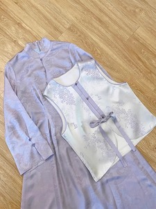 早春季穿搭一整套新中式轻国风女装紫色盘扣连衣裙子套装2024新款