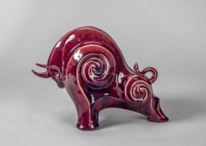 陶瓷新春礼品牛市摆件石湾公仔牛年生肖年宵品《气势如牛》方颖图