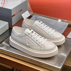 prada/普拉达板鞋休闲平底小白鞋2021秋冬新款真皮低帮大牌男鞋潮