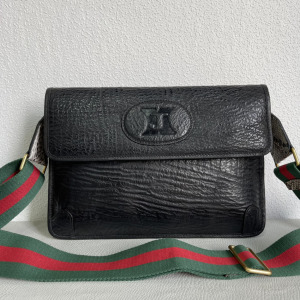 男包真鲨鱼皮男士包包单肩斜挎包真皮背包休闲小挂包商务斜肩包潮