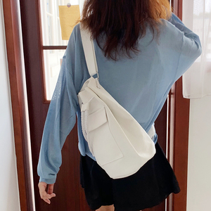 韩版ins搭配款秋2024口袋帆布抽绳水桶包斜跨学生单肩大容量背包