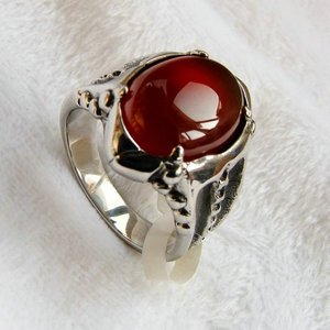 大气潮款镶红黑玛瑙钛钢戒指复古宝石食指礼物男女个性时尚饰品