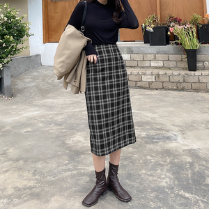 大码女装胖妹妹黑白格子半身裙女秋季2021年秋冬款遮肉显瘦a子裙