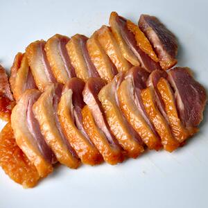 【灵冻美食】烟熏鸭胸鸭胸脯肉带皮腌制熟食220g/个店长推荐