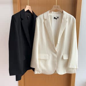 高级感醋酸垂坠一粒扣直筒显瘦通勤白色西装外套女春秋新款小个子