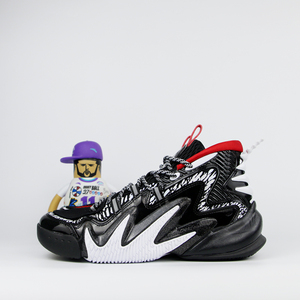 安踏篮球鞋男高帮要疯