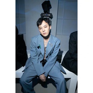 【原厂正货】qxx we11done 权志龙同款 雾霾蓝浮雕西装西服