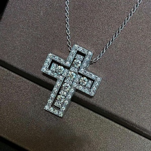 玳美雅项链雏菊玛格丽特18k金damiani满钻红宝十字架吊坠珠宝定制