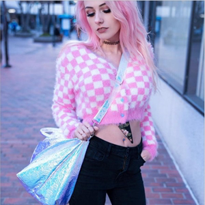 欧美Instagram 少女粉色毛绒棋盘格短款针织上衣女时尚开衫外套潮