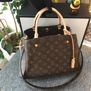 lv蒙田包中号
