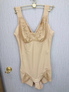 曼妮芬女士收腹收腰连体塑身衣大胸显小内衣连体衣20540025