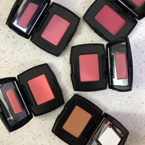 兰蔻云雾腮红小样