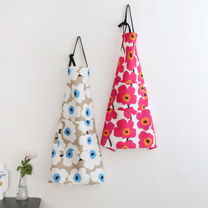 芬兰UNIKKO小清新厨房布艺花朵烘培家用无袖时尚罩衣防水清洁围裙
