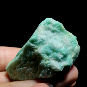天然水晶天河石冰种亚马逊原石手把件雕刻料老矿原矿标本毛料摆件