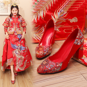 红色结婚鞋子女2018春季新款粗跟孕妇新娘红鞋高跟中式龙凤秀禾鞋